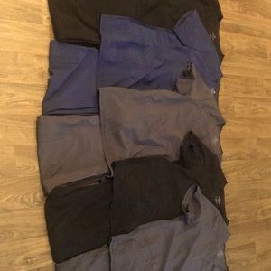 5 pairs of Men’s medium Cherokee infinity scrubs.
